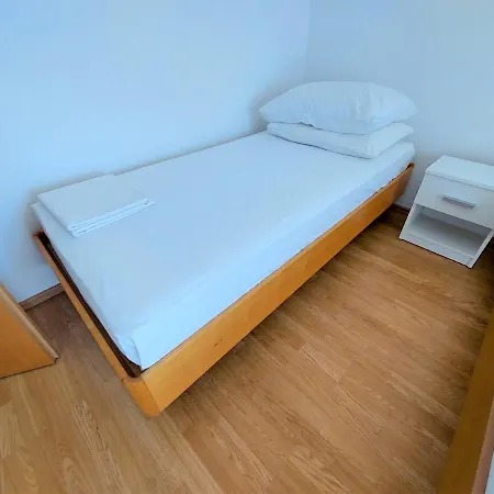Apartment Ines Primošten